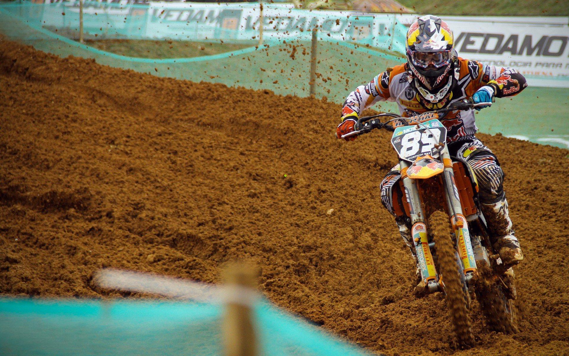 湖人记者深度解析,东契奇领跑失误榜,创造性传球双刃剑凸显