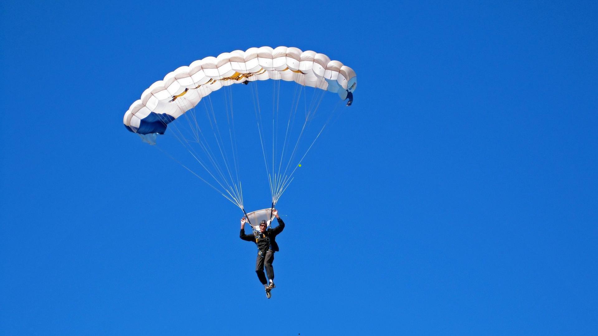 陈哲宣坦言亚青赛首战缅甸最为艰难，中国U-19足球队决赛阶段瞄准八强目标